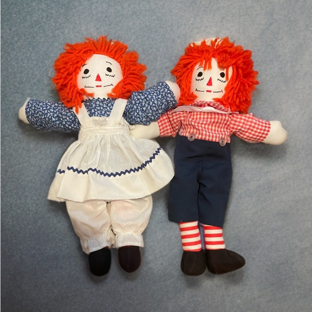 Vintage Raggedy Ann and Andy Plush Dolls Set